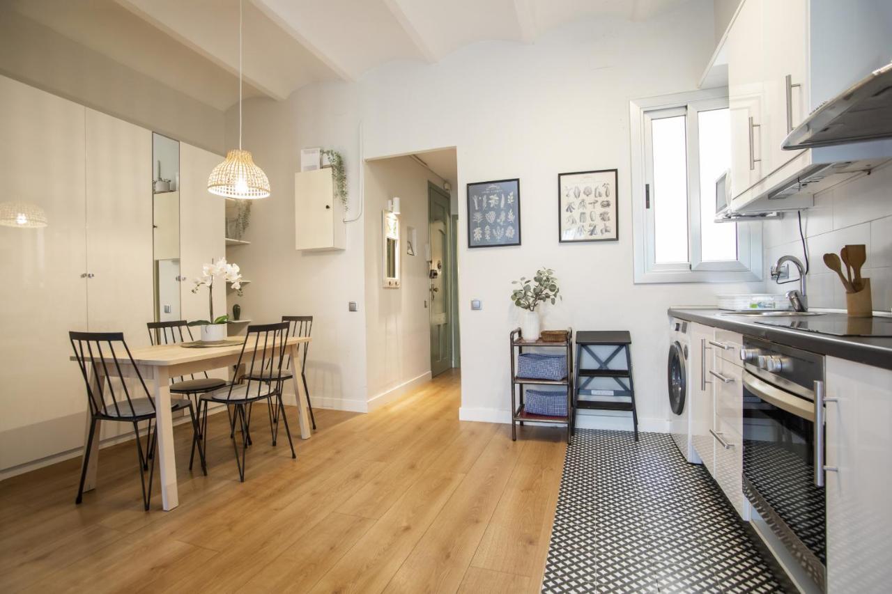 31Ent1027 - Mediterranean Decorated Apartment Barcelona Bagian luar foto